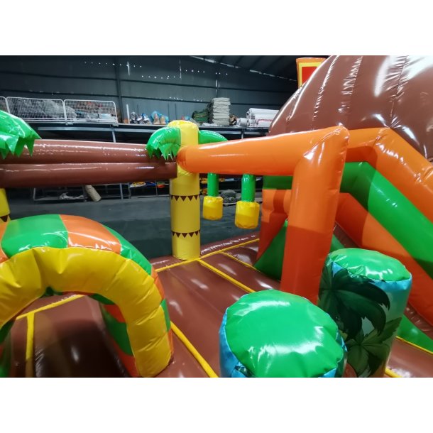 Dinosaur hoppeborg, 5,6m x 5m