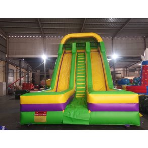 Kmpe rutsjebane hoppeborg 6,7 m hj, 9 m lang og 4,5 m bred