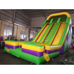 Kmpe rutsjebane hoppeborg 6,7 m hj, 9 m lang og 4,5 m bred