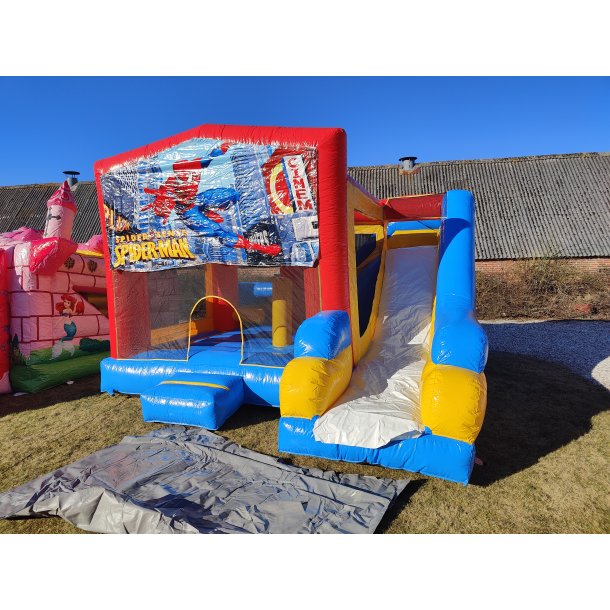 Hoppeborg med rutsjebane 6 m x 5 m, hjde 4,5 m